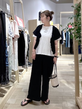 「アイテム（サンダル）」を使った、たかみなさん（レディース・166cm・30代）の夏コーディネート