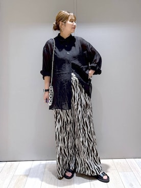 「アイテム（サンダル）」を使った、たかみなさん（レディース・166cm・30代）の夏コーディネート