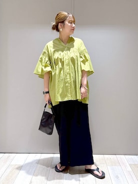 「アイテム（サンダル）」を使った、たかみなさん（レディース・166cm・30代）の夏コーディネート