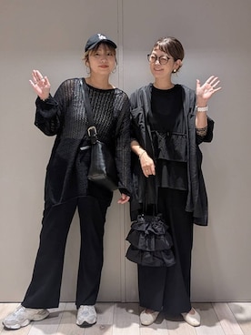 「アイテム（つなぎ/オールインワン）」を使った、たかみなさん（レディース・166cm）の秋コーディネート