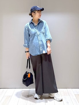 「アイテム（キャップ）」を使った、たかみなさん（レディース・166cm・30代）の秋コーディネート