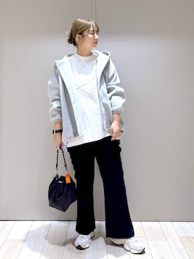 「アイテム（ママ＆ベビー）」を使った、たかみなさん（レディース・166cm）の秋コーディネート