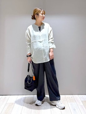 「アイテム（ママ＆ベビー）」を使った、たかみなさん（レディース・166cm）の秋コーディネート