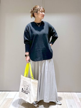 「TRAVEL（トラベル）のアイテム」を使った、たかみなさん（レディース・166cm）の冬コーディネート