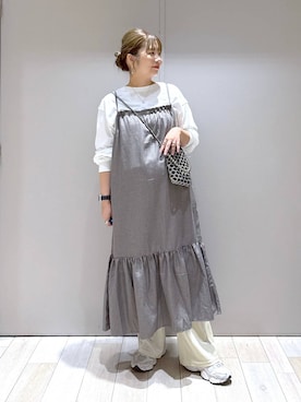 「アイテム（ママ＆ベビー）」を使った、たかみなさん（レディース・166cm）の秋コーディネート