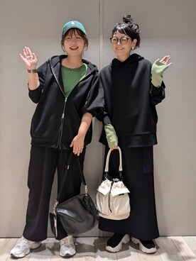 「アイテム（帽子）」を使った、たかみなさん（レディース・166cm・30代）の秋コーディネート