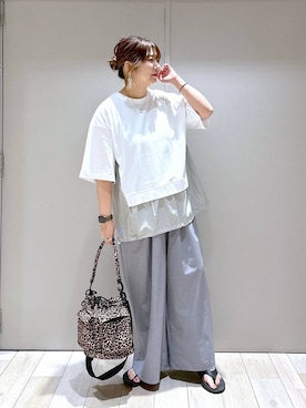 「アイテム（Tシャツ/カットソー）」を使った、たかみなさん（レディース・166cm・30代）の夏コーディネート