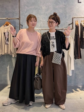 「アイテム（ブルゾン）」を使った、たかみなさん（レディース・166cm・30代）の夏コーディネート