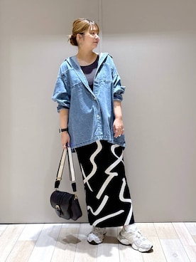 「アイテム（スカート）」を使った、たかみなさん（レディース・166cm・30代）の秋コーディネート