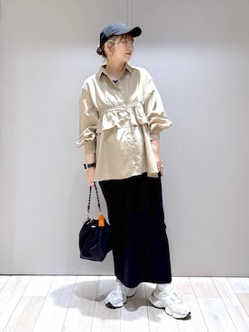 「アイテム（スカート）」を使った、たかみなさん（レディース・166cm・30代）の秋コーディネート