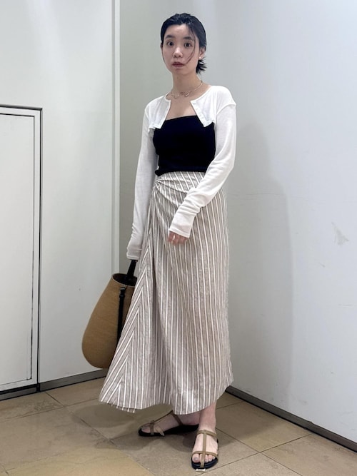 ストライプアシンメトリーロングスカート