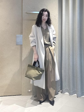 「アイテム（チェスターコート）」を使った、KOIKEさん（レディース・163cm）の秋コーディネート
