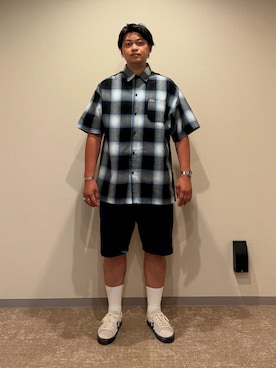 「アイテム（スニーカー）」を使った、美沙樹さん（メンズ・180cm・20代）の夏コーディネート