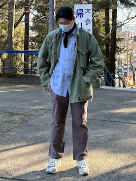 「usarmyのアイテム（ミリタリージャケット、グリーン系）」を使った、美沙樹さん（メンズ・180cm）の冬コーディネート