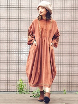 「チャイハネ（チャイハネ）のアイテム（ブーツ）」を使った、チャイハネSTAFF Shioriさん（レディース・167cm）の冬コーディネート