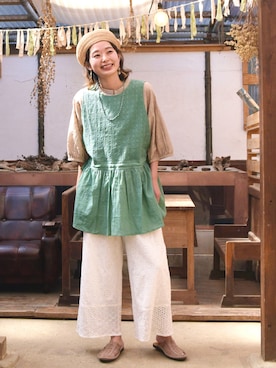 「チャイハネ（チャイハネ）のアイテム（その他トップス）」を使った、チャイハネSTAFF Shioriさん（レディース・167cm）の夏コーディネート