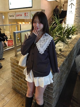 「Chico（チコ）の【KURUMIコラボ】襟レースルーズカーディガン（カーディガン/ボレロ、グレー系）」を使った、nagochanさん（レディース・156cm）の春コーディネート