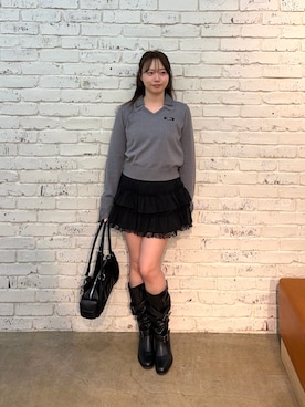 「Chico（チコ）のシャツレイヤードVネックニット（ニット/セーター、ブラック系）」を使った、nagochanさん（レディース・156cm）の春コーディネート