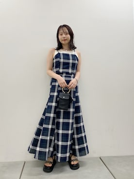 チェックバックリボンマルチウェイワンピースを使った人気ファッション  