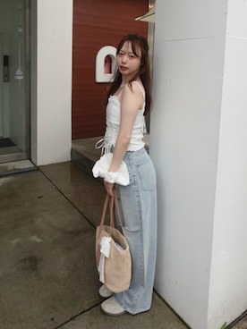 「Chico（チコ）のダメージワイドデニム（デニムパンツ、ブルー系）」を使った、nagochanさん（レディース・156cm）の春コーディネート