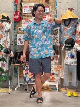 「アイテム（ビーチサンダル、ブラック系）」を使った、けーすけさん（メンズ・171cm）の秋コーディネート