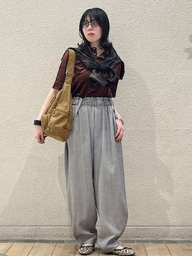 「アイテム（スリッポン）」を使った、久富さん（レディース・161cm）の夏コーディネート