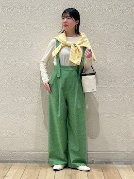 「SHIPS any（シップス エニィ）のアイテム（オールインワン・サロペット）」を使った、久富さん（レディース・161cm）の春コーディネート