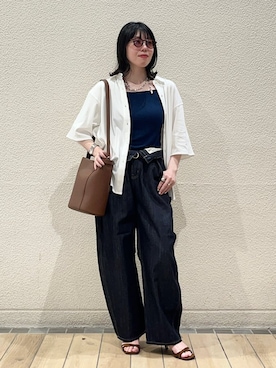 「VELETTO（ベレット）のVELETTO: ポシェット付き 3WAY ワンハンドル バケツ ショルダー バッグ（ショルダーバッグ）」を使った、久富さん（レディース・161cm）の夏コーディネート