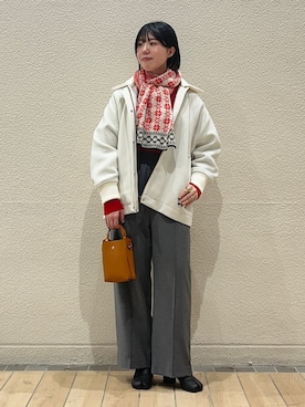 「ハイネックプルオーバー」｜久富さん（レディース・161cm）の冬コーディネート