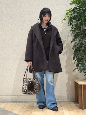 「アイテム（キーホルダー）」を使った、久富さん（レディース・161cm）の秋コーディネート