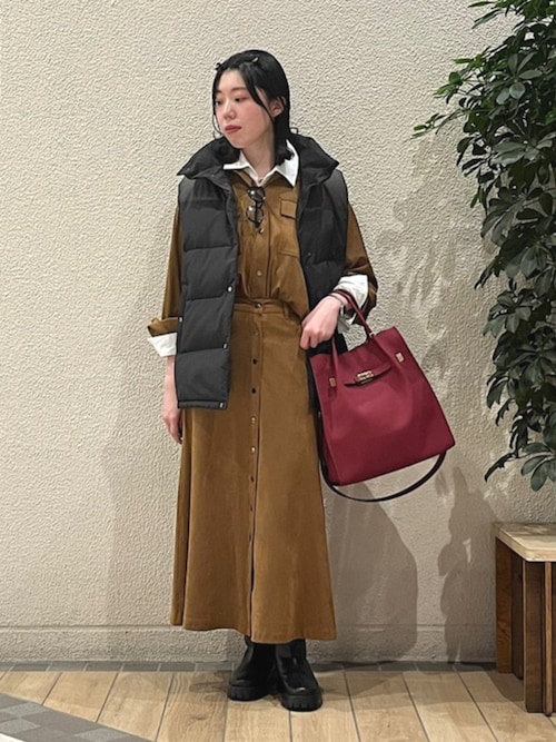 数量限定完売品！タチヌ ito-uショルダーニットダウンベスト キャメル WOMEN 光電子ダウンベスト キャメル