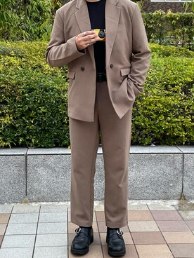 セットアップ ベージュ系 を使った 韓国ファッション のメンズ人気ファッションコーディネート Wear
