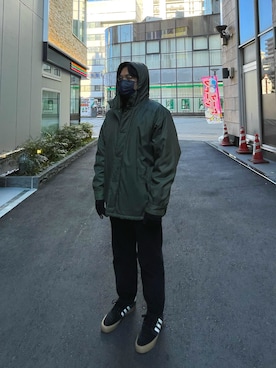 「GLOBE（グローヴ）のアイテム」を使った、perdoeさん（メンズ・170cm）の冬コーディネート