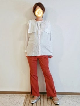 「スリット」｜「アイテム（スラックス）」を使った、🍠ゆみっつ🍠さん（レディース・173cm）の春コーディネート