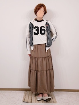 「ティアードスカート」｜「アイテム（その他トップス）」を使った、🍠ゆみっつ🍠さん（レディース・173cm）の秋コーディネート