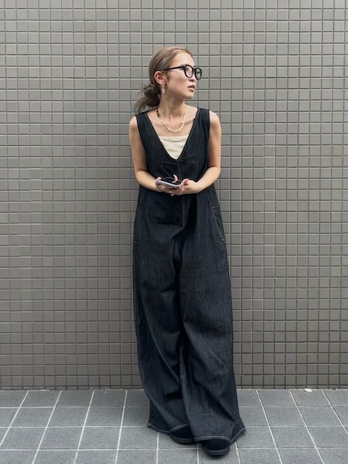 バックオープンデニムサロペット