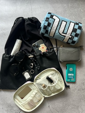 「アイテム（ポーチ）」を使った、azukodaさん（レディース・161cm）の春コーディネート