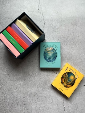 「BIRTHDAY BAR（バースデイバー）の7days BATH SALT　バスソルト（入浴剤・バスケア、ブルー系）」を使った、azukodaさん（レディース・161cm）の春コーディネート