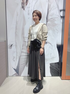 「ARMANI EXCHANGE（アルマーニエクスチェンジ）の【A|X アルマーニ エクスチェンジ】ブラッシュドリブ　フーデッドジップアップパーカー（スウェット）」を使った、TTmmさん（レディース・163cm）の秋コーディネート