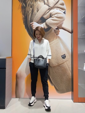 「ケーブルニット」｜「アイテム（スウェットパンツ）」を使った、TTmmさん（レディース・163cm）の夏コーディネート