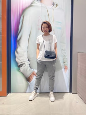 「armaniexchange」｜「アイテム（メッセンジャーバッグ）」を使った、TTmmさん（レディース・163cm）の夏コーディネート