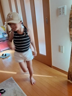 「アイテム（タンクトップ）」を使った、もち米さん（キッズ・110cm）の夏コーディネート