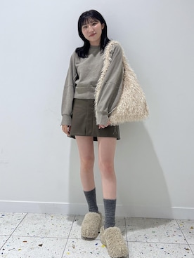 「ADAM ET ROPÉ」｜「アイテム（スウェット）」を使った、anna7575さん（レディース・157cm）の秋コーディネート