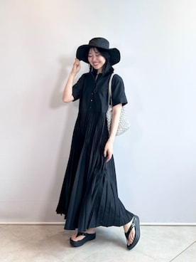 「NEW ERA（ニューエラ）の＜スタイリスト 兵藤千尋さんコラボ・NEW ERA＞ブリムハット UVカット 撥水（ハット、ブラック系）」を使った、市川（ichikawa）さん（レディース・158cm）の夏コーディネート