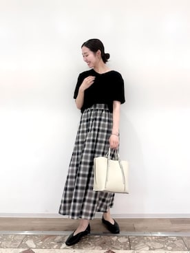 「アイテム（バングル/リストバンド）」を使った、市川（ichikawa）さん（レディース・158cm）の秋コーディネート