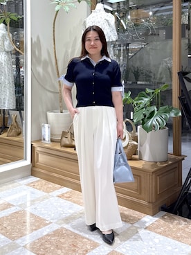「La boutique BonBon（ラブティックボンボン）の【接触冷感・最強愛され】クールタッチUVシャツドッキングニット（ニット/セーター、ブルー系）」を使った、takumaさん（レディース・160cm）の春コーディネート