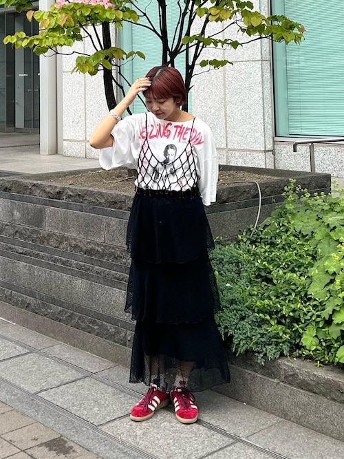 大人気❤️パールビスチェ　夏用トップス デートに最適な可愛いコーデ✨ WEGOのトップスを使った「パールビスチェ」の人気ファッション