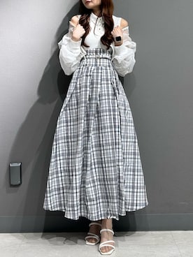 「dazzlin（ダズリン）のドロストギャザーシアーブルゾン（ブルゾン、ホワイト系）」を使った、nanamiさん（レディース・158cm）の春コーディネート