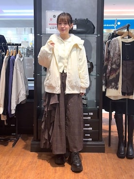 「PAGEBOY（ページボーイ）のラインフリンジティアードスカート/フリルスカート【ウエストゴム・ストレスフリー】（スカート）」を使った、Namiさん（レディース・158cm）の秋コーディネート