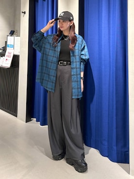 「PAGEBOY（ページボーイ）のオンブレチェックシャツ/チェックシャツ【2WAY仕様/シワになりにくい】（シャツ/ブラウス、ブルー系）」を使った、Namiさん（レディース）の秋コーディネート